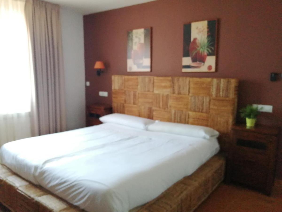 Apartamentos Rurales El Mirador De San Juan กังกัส เด โอนิส ภายนอก รูปภาพ